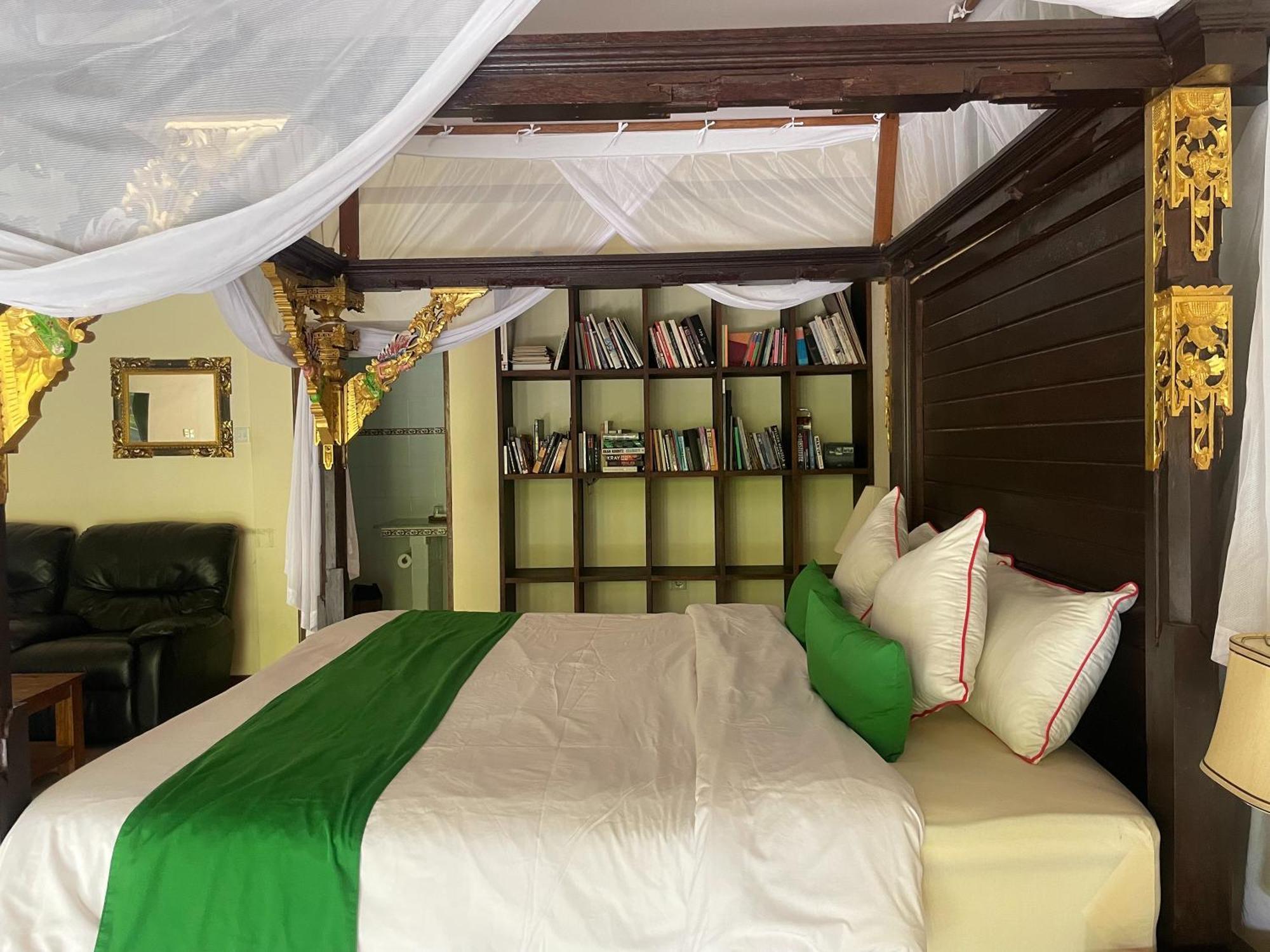 Hotel Graha Madesimon Ketewel Exterior foto