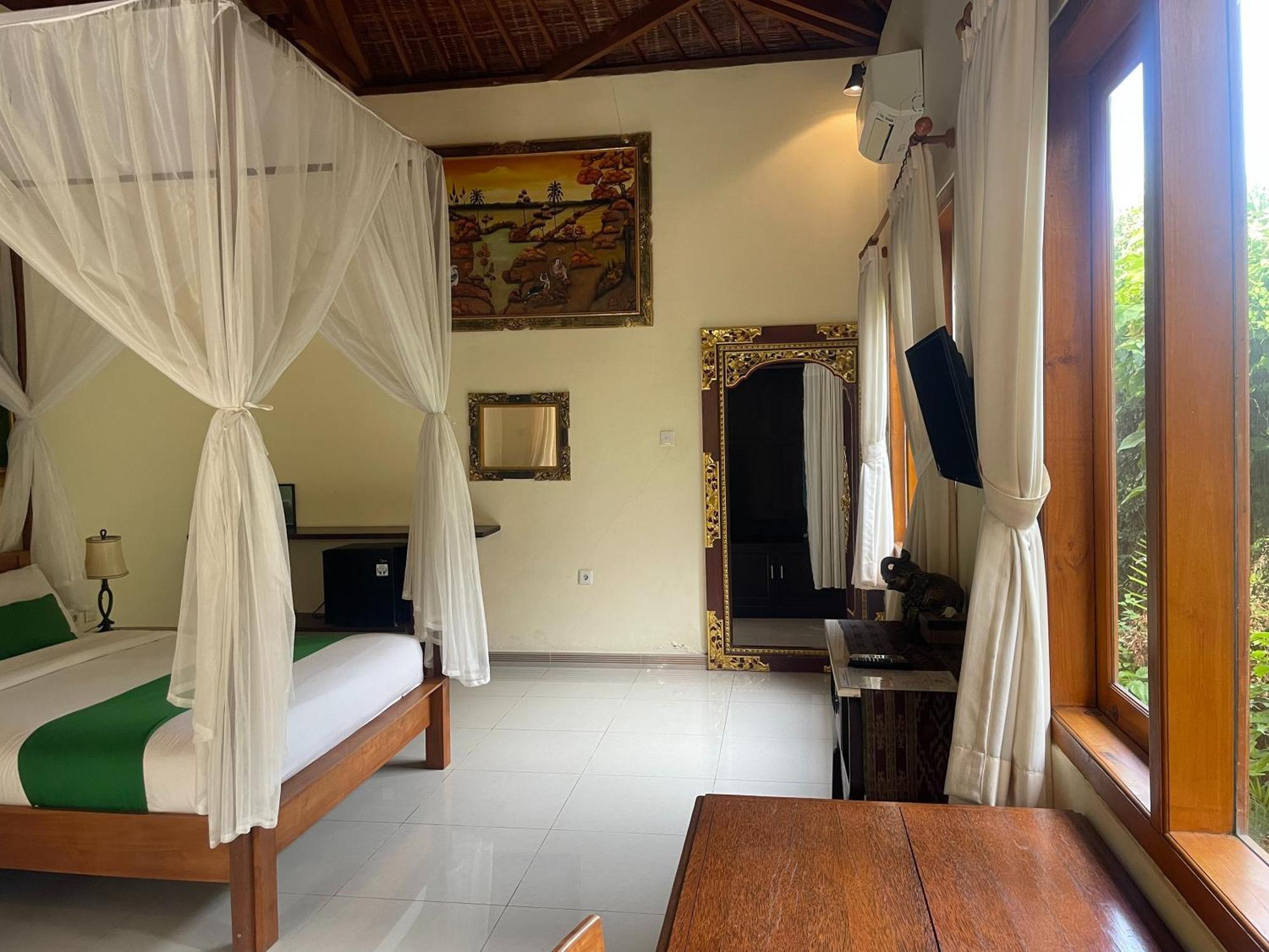 Hotel Graha Madesimon Ketewel Exterior foto
