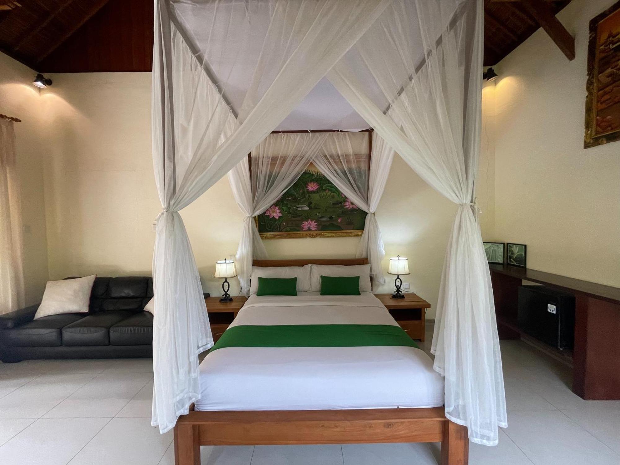 Hotel Graha Madesimon Ketewel Exterior foto