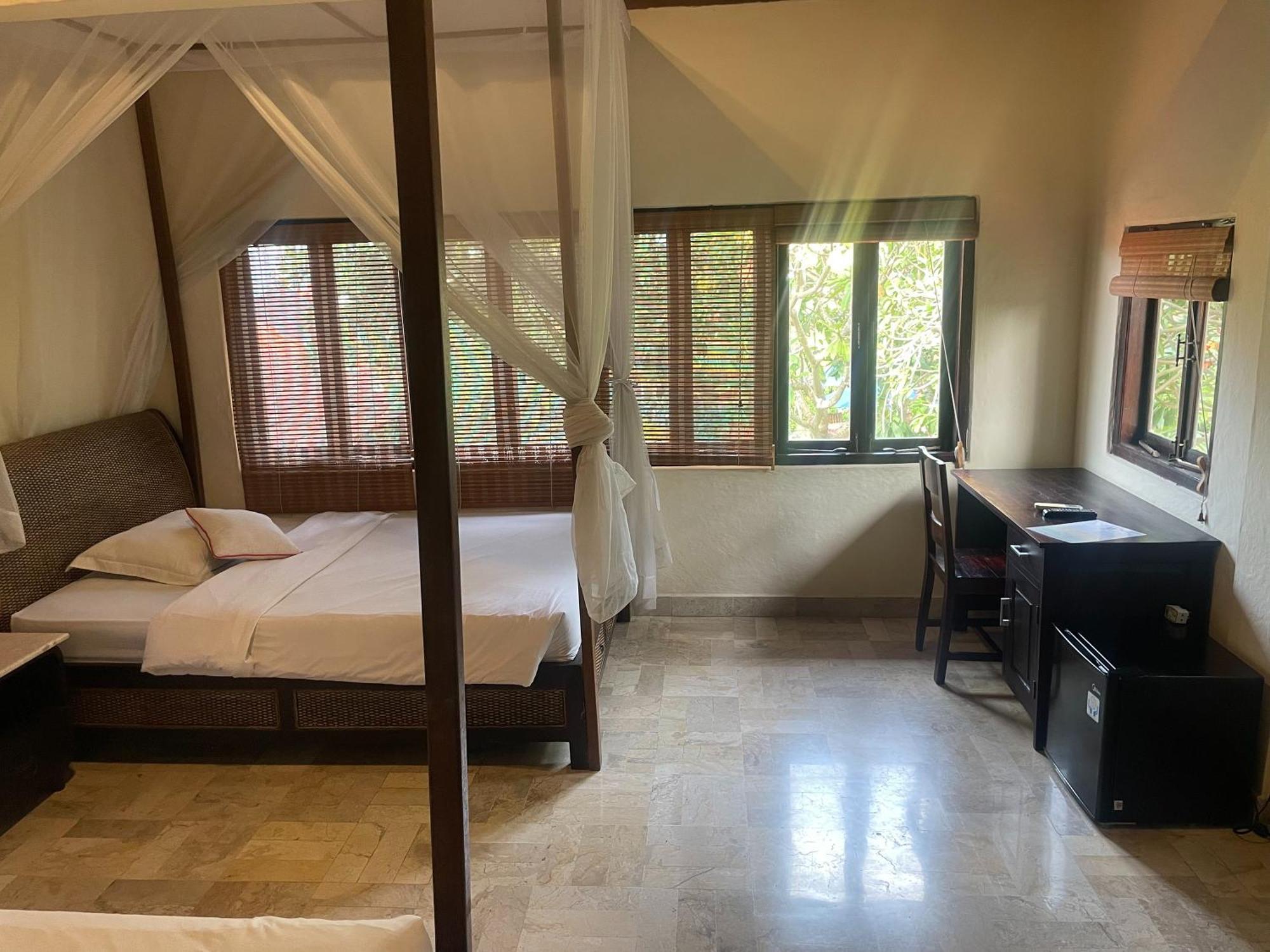 Hotel Graha Madesimon Ketewel Exterior foto