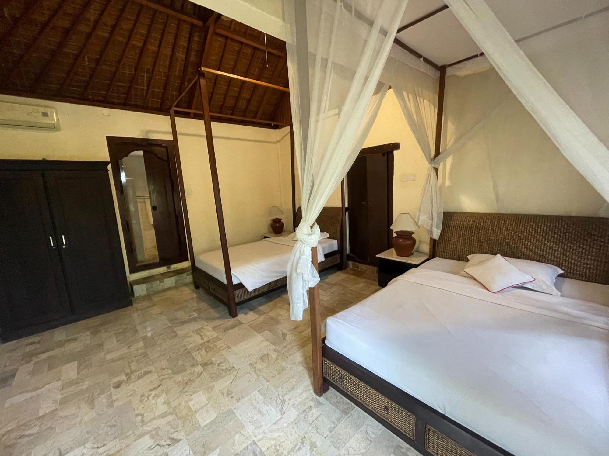 Hotel Graha Madesimon Ketewel Exterior foto
